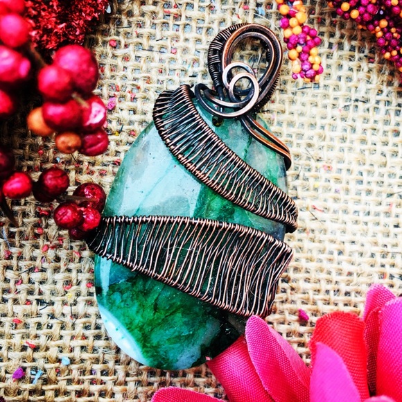 Fashion Jewelry Jewelry - Green Agate copper wire wrapped pendant necklace